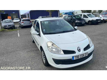 Osobní auto RENAULT