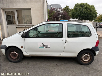 Osobní auto RENAULT