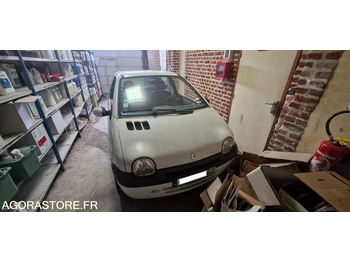 Osobní auto RENAULT