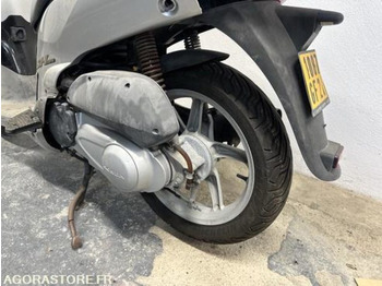 Motocykl SCOOTER HONDA SH125 - 2001 - 24167KM - 1087GF2A: obrázek 5
