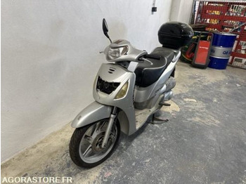 Motocykl SCOOTER HONDA SH125 - 2001 - 24167KM - 1087GF2A: obrázek 2