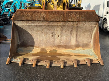 Kolový nakladač CAT 966M: obrázek 2 Kolový nakladač CAT 966M: obrázek 2