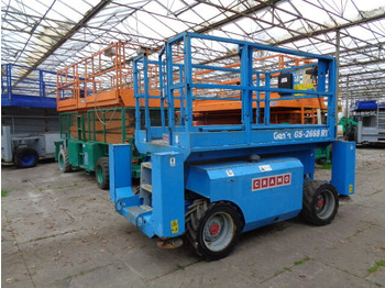 Nůžková plošina Genie GS2668: obrázek 2