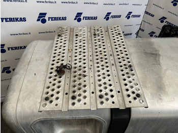 Palivová nádrž pro Nákladní auto Mercedes-Benz combined fuel tank 720L: obrázek 4