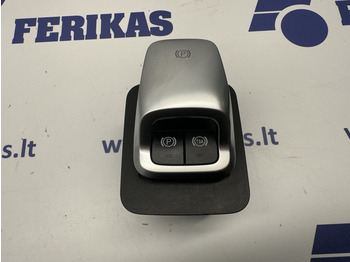 Kabina a interiér MERCEDES-BENZ