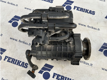 Motor a díly SCANIA