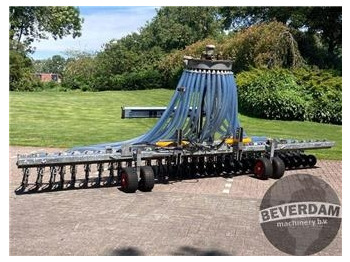 Stroj pro hnojení SLOOTSMID