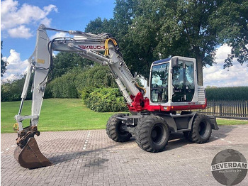 Pásové rýpadlo TAKEUCHI TB175