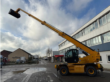 Teleskopický manipulátor GENIE