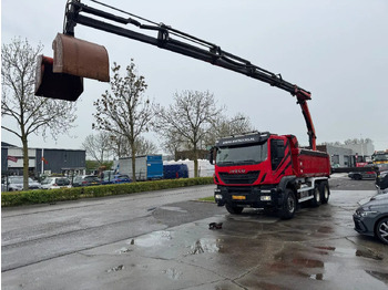 Sklápěč IVECO Trakker