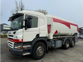 Cisternové vozidlo SCANIA P 400