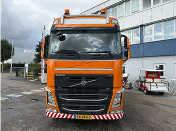 Tahač Volvo FH 4 540, 8X4, 700410 KM, INTARDER TUV 12-02-2026: obrázek 2