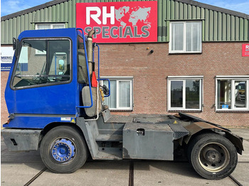 Terminálový traktor TERBERG