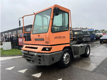 Terminálový traktor TERBERG