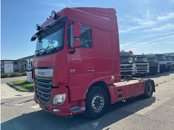 Tahač DAF XF 440