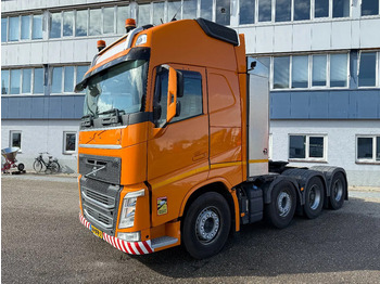 Tahač VOLVO FH