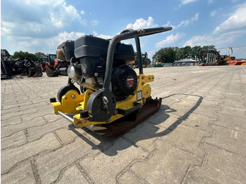 Vibrační deska BOMAG