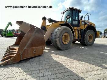 Kolový nakladač CATERPILLAR 966M