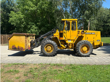 Kolový nakladač VOLVO 4300