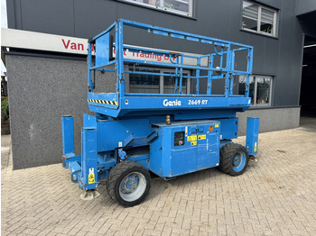 Nůžková plošina Genie GS 2669 RT  Hoogwerker / Arbeitsbuhne 10mtr werkhoogte 4x4 kubota DIESEL 2013: obrázek 2