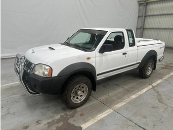 Osobní auto NISSAN Navara