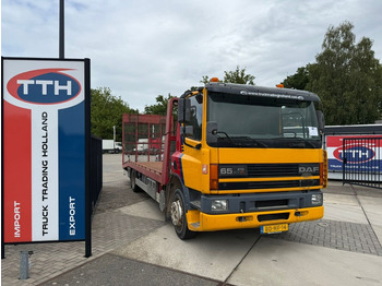Přepravník automobilů DAF 65 210