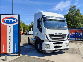 Tahač IVECO