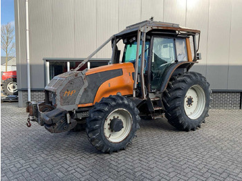 Traktor VALTRA T-series