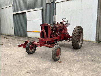 Traktor