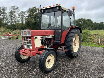 Traktor INTERNATIONAL