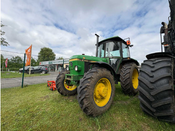 Traktor JOHN DEERE 2140