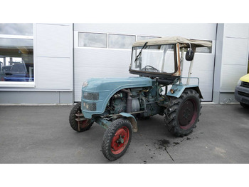 Traktor KRAMER