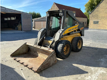 Smykový nakladač NEW HOLLAND