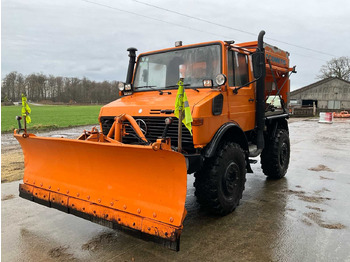 Nákladní auto UNIMOG