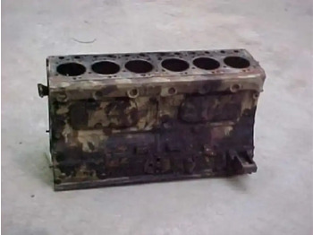 Motor a díly DAF