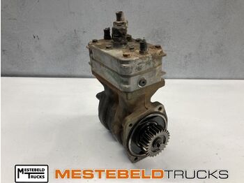 Motor a díly DAF