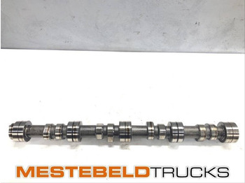 Motor a díly SCANIA