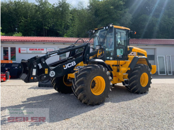 Kolový nakladač JCB 427