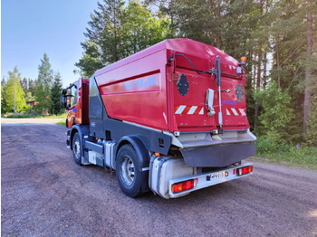 Zametací vůz SCHMIDT SK650 / Scania P94: obrázek 3