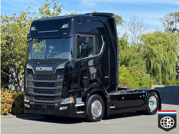 Tahač SCANIA S