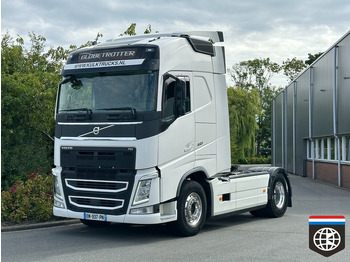 Tahač VOLVO FH 460