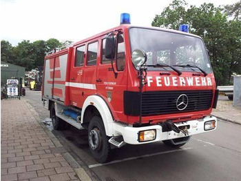 Hasičský vůz MERCEDES-BENZ