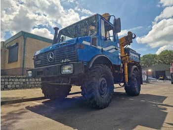 Auto s hydraulickou rukou MERCEDES-BENZ