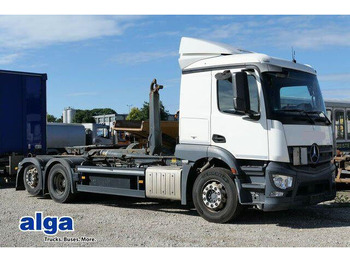 Hákový nosič kontejnerů MERCEDES-BENZ Actros 2543