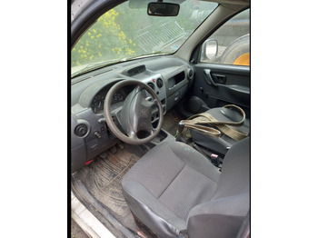 Osobní auto