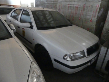 Osobní auto ŠKODA