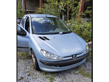 Osobní auto PEUGEOT