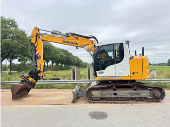Pásové rýpadlo LIEBHERR R 914