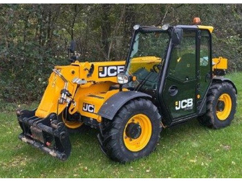 Teleskopický manipulátor JCB