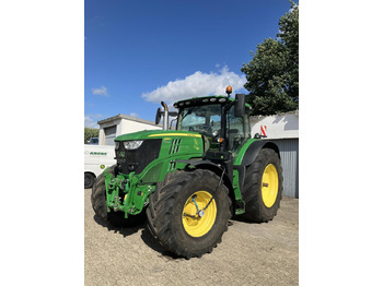Traktor JOHN DEERE 6215R